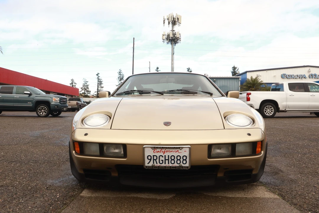 1984 Porsche 928 S - Image 5 of 31