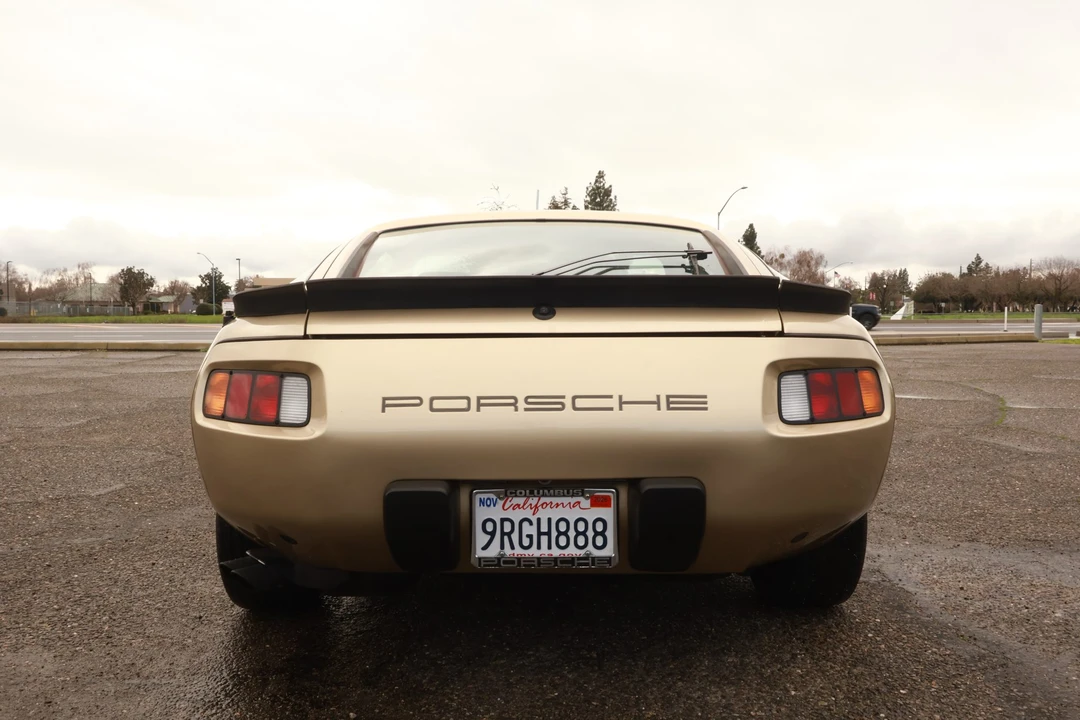 1984 Porsche 928 S - Image 18 of 31