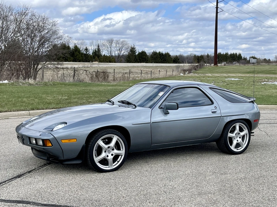 1984 Porsche 928 S - Image 7 of 31