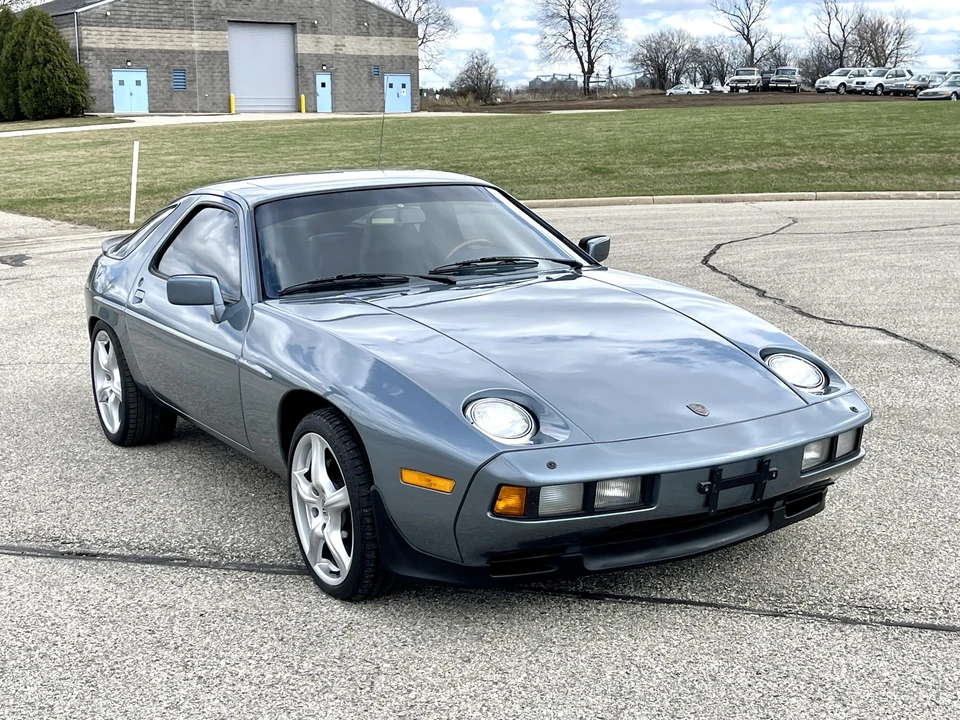 1984 Porsche 928 S - Image 15 of 31