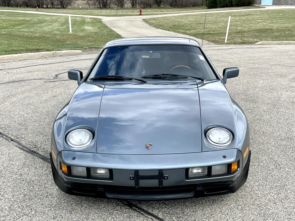 1984 Porsche 928 S - Image 18 of 31