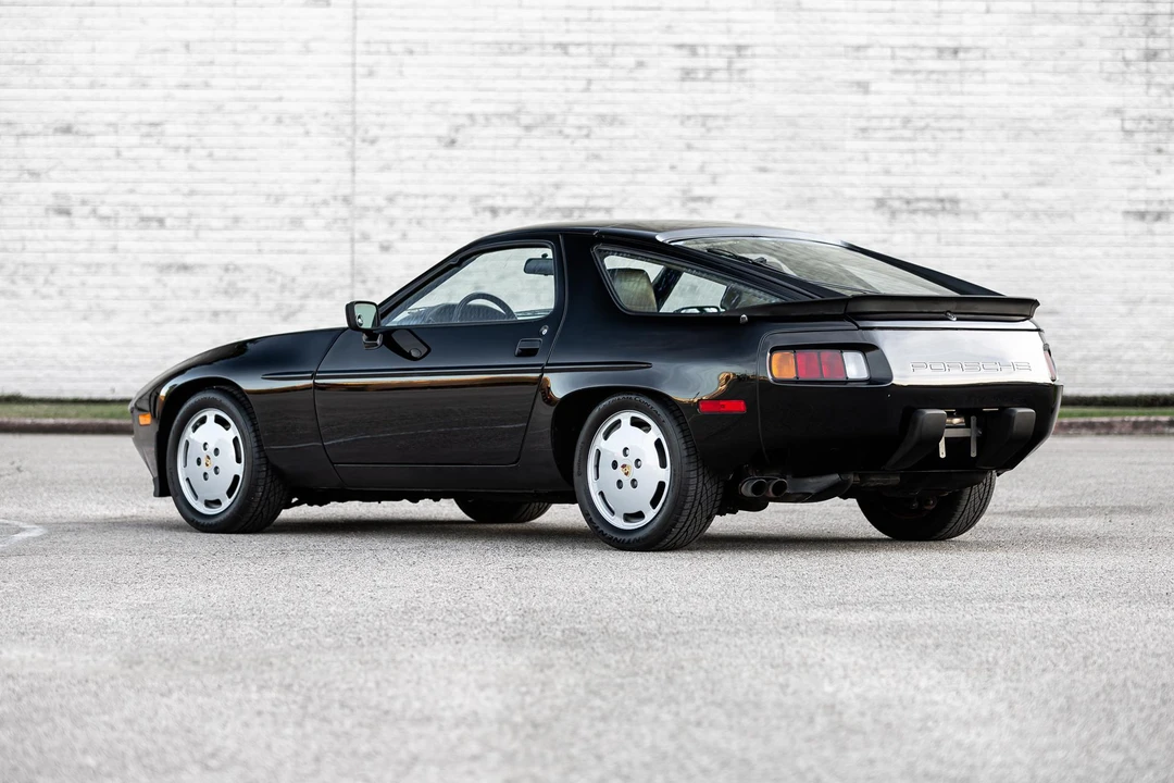 1984 Porsche 928 S - Image 7 of 31