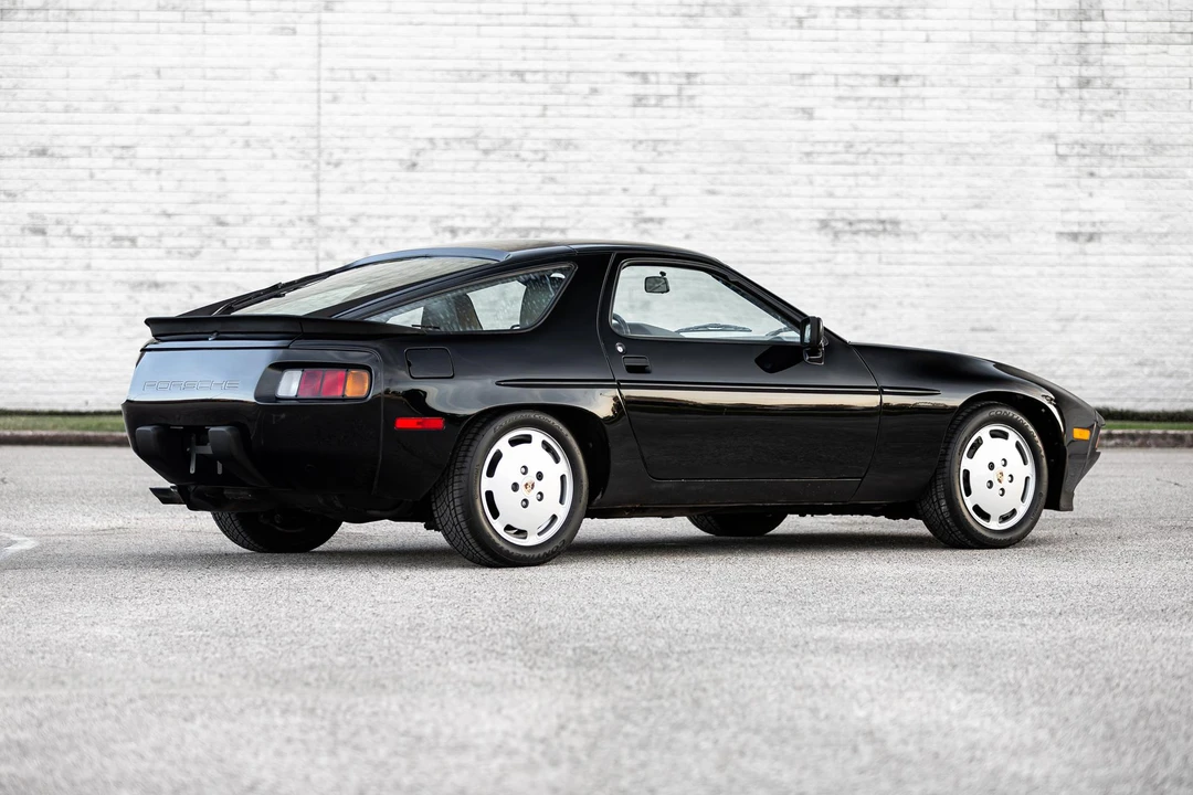 1984 Porsche 928 S - Image 9 of 31