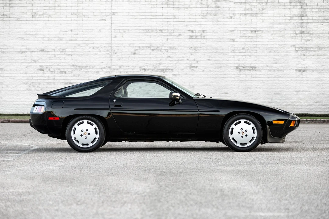1984 Porsche 928 S - Image 10 of 31