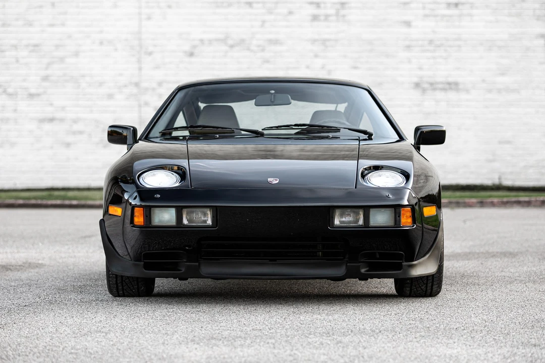 1984 Porsche 928 S - Image 12 of 31