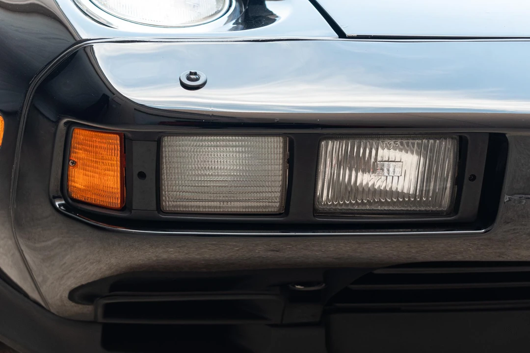 1984 Porsche 928 S - Image 18 of 31