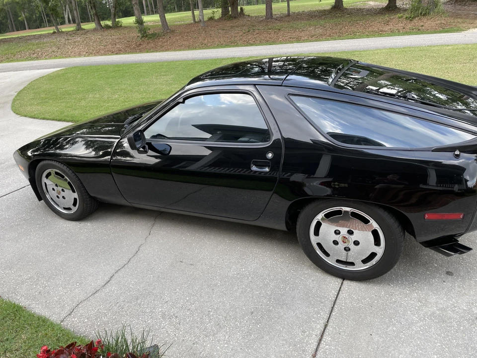 1984 Porsche 928 S - Image 14 of 31