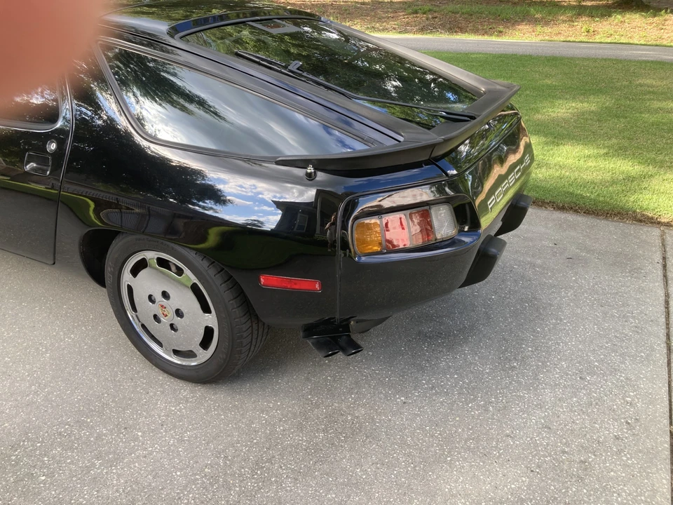 1984 Porsche 928 S - Image 15 of 31