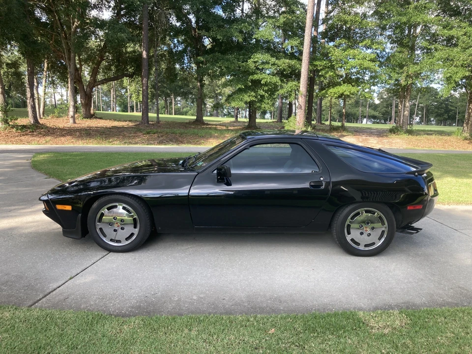 1984 Porsche 928 S - Image 5 of 31