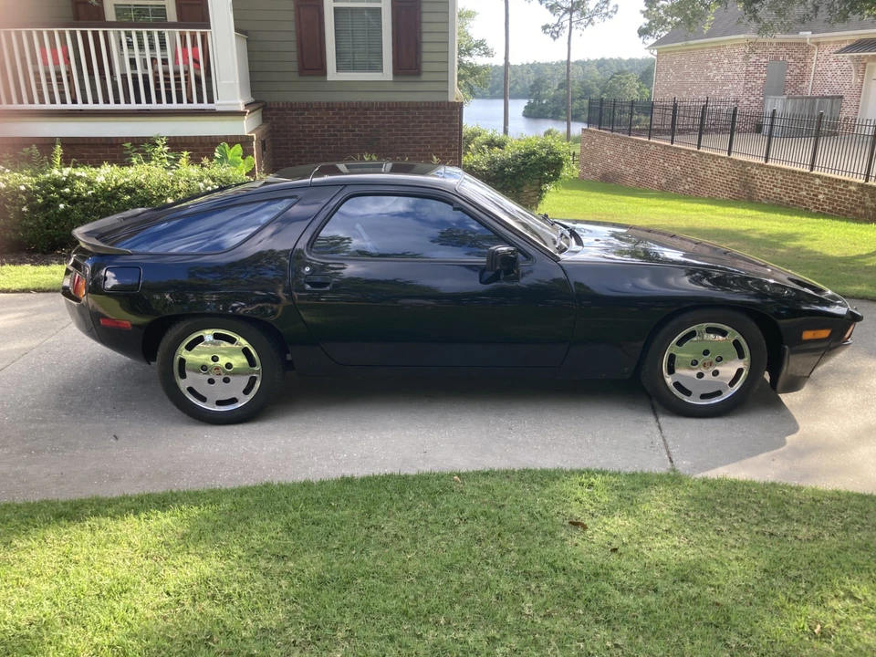 1984 Porsche 928 S - Image 10 of 31