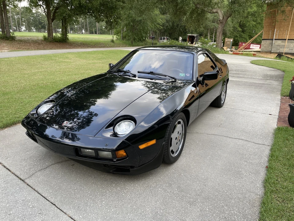 1984 Porsche 928 S - Image 3 of 31