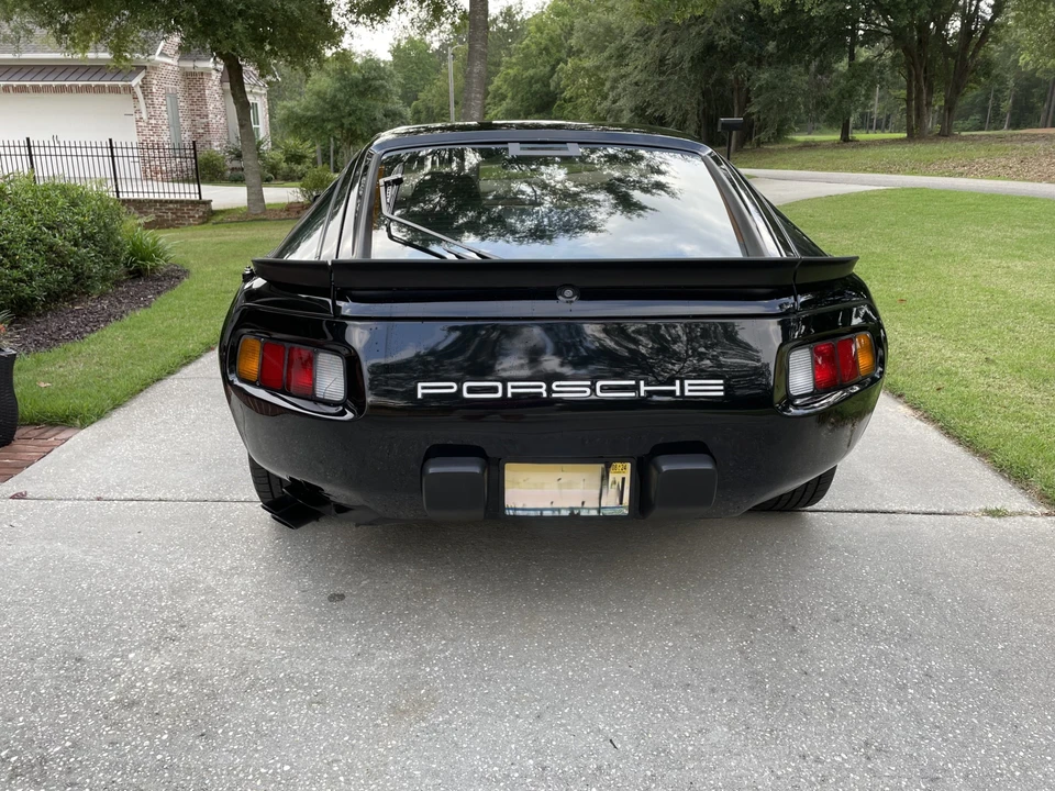 1984 Porsche 928 S - Image 7 of 31