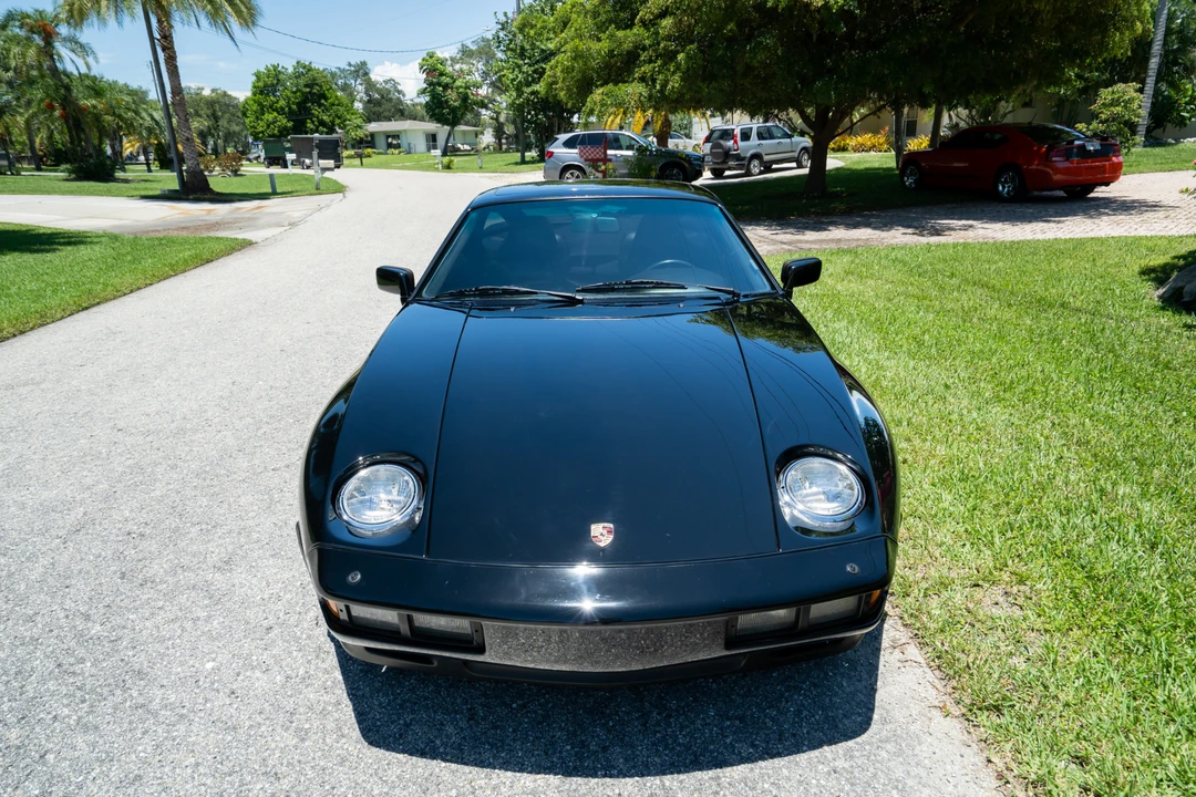 1984 Porsche 928 S - Image 5 of 31