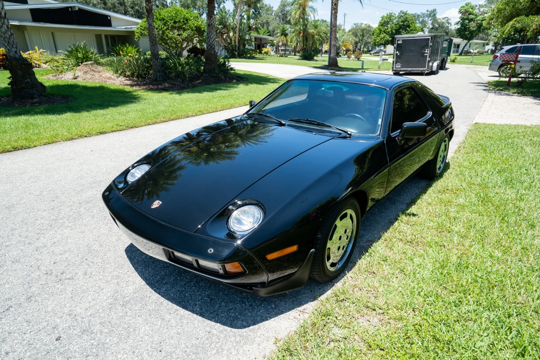 1984 Porsche 928 S - Image 3 of 31