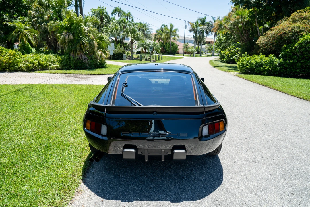 1984 Porsche 928 S - Image 13 of 31
