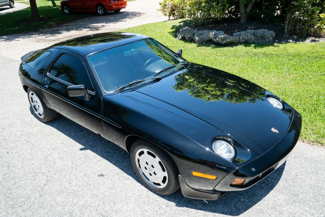 1984 Porsche 928 S - Image 7 of 31
