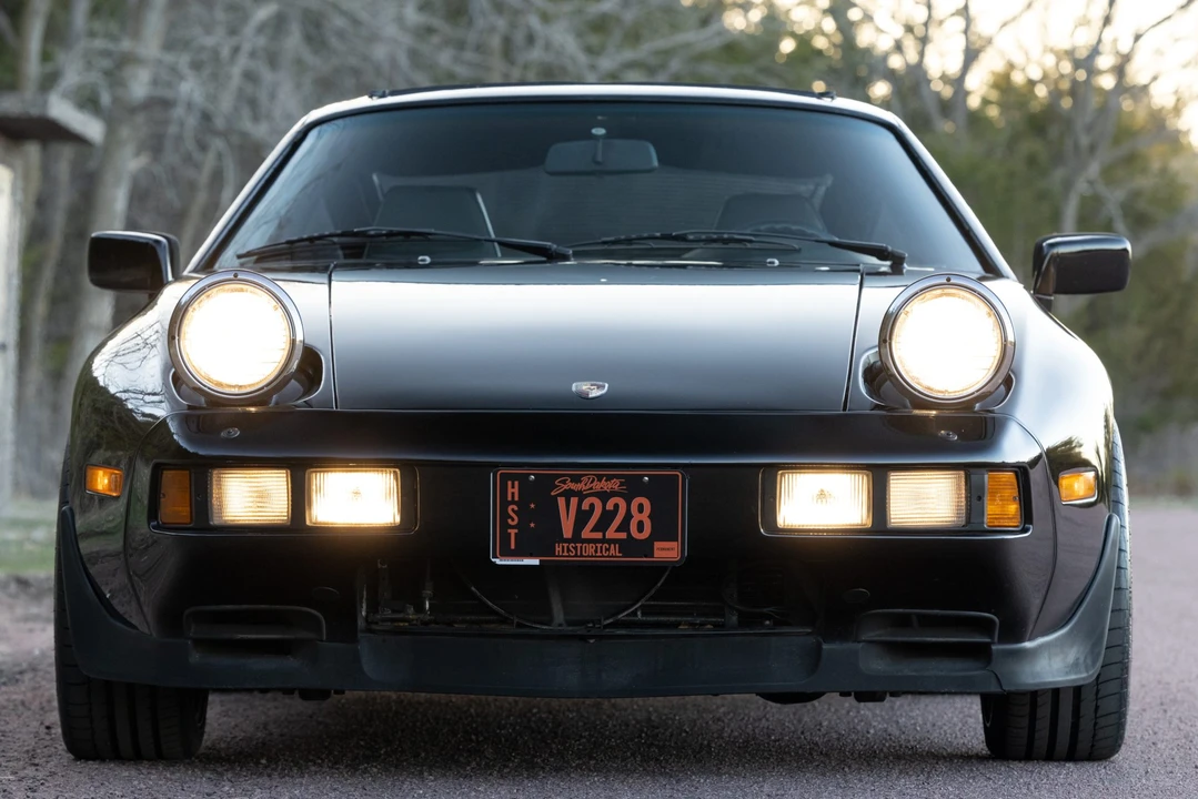 1984 Porsche 928 S - Image 26 of 31
