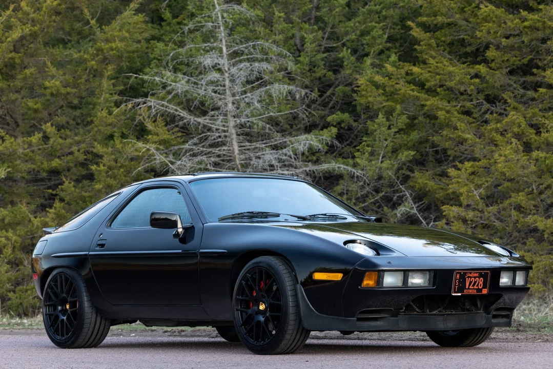 1984 Porsche 928 S - Image 6 of 31