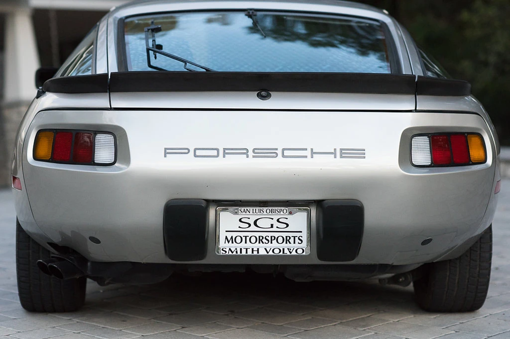 1984 Porsche 928 S - Image 7 of 31