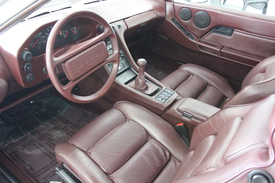 1984 Porsche 928 S - Image 15 of 31