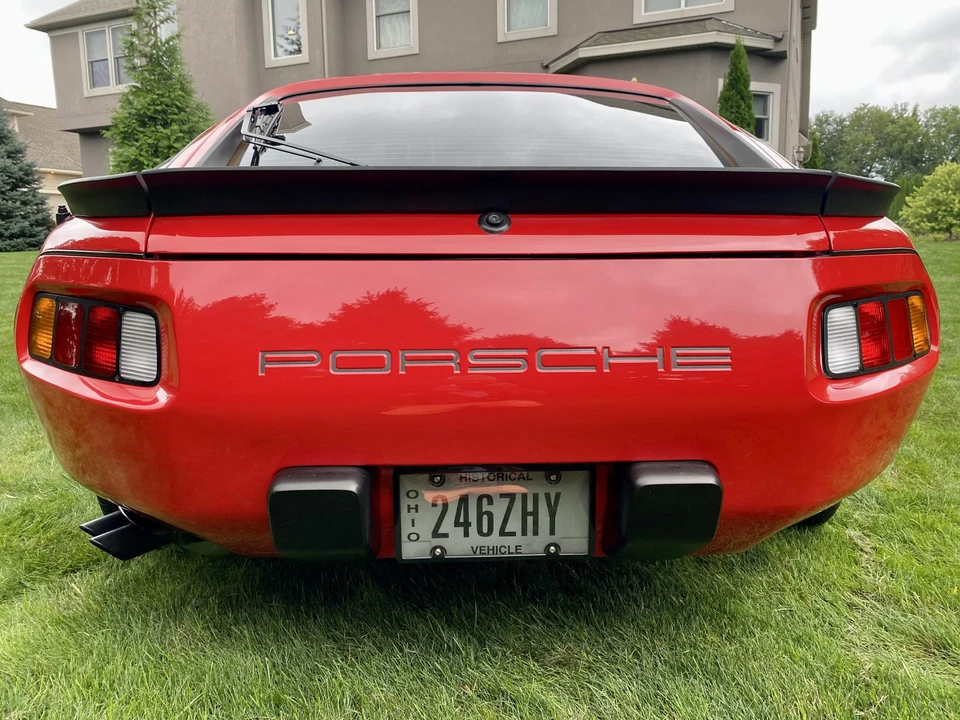 1984 Porsche 928 S - Image 23 of 31