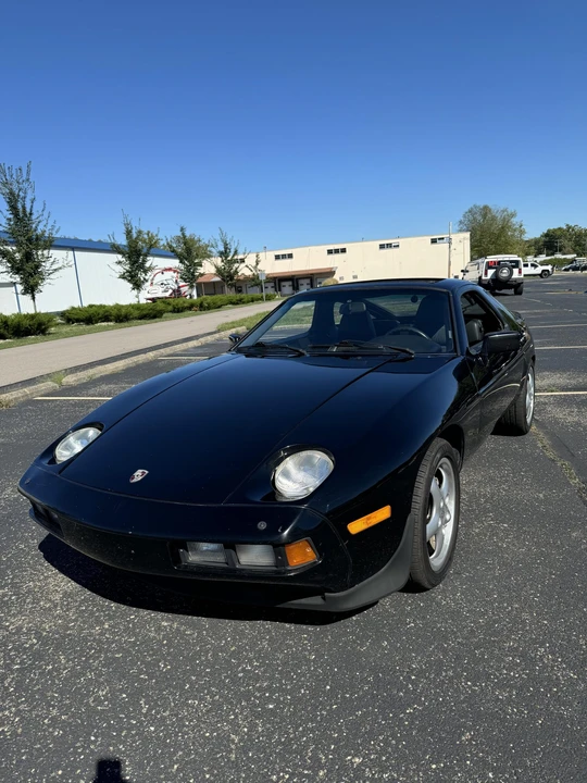 1984 Porsche 928 S - Image 4 of 31
