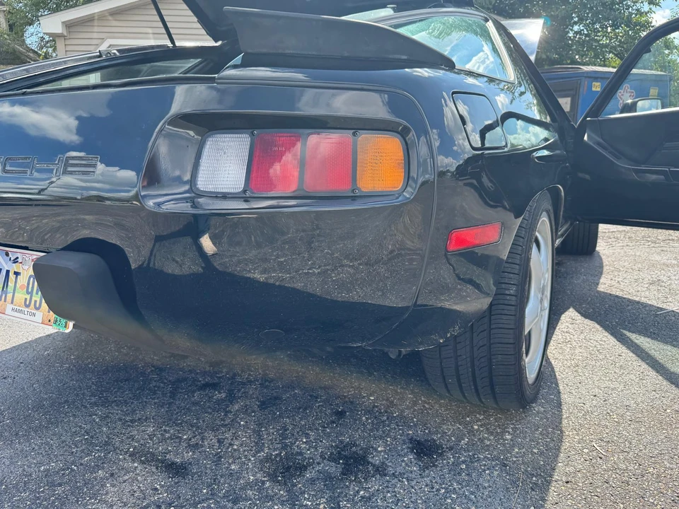 1984 Porsche 928 S - Image 23 of 31