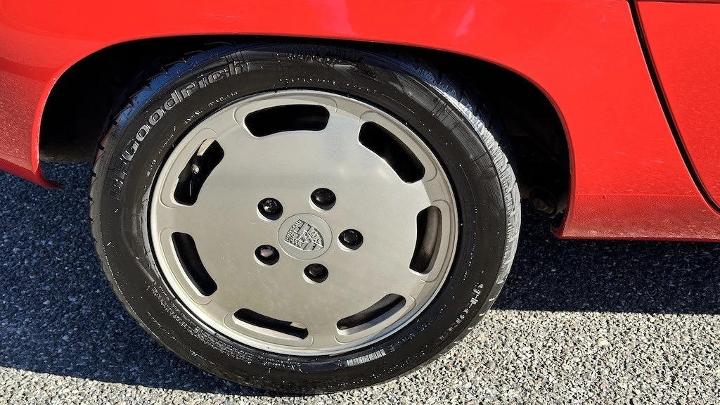 1984 Porsche 928 S - Image 14 of 31