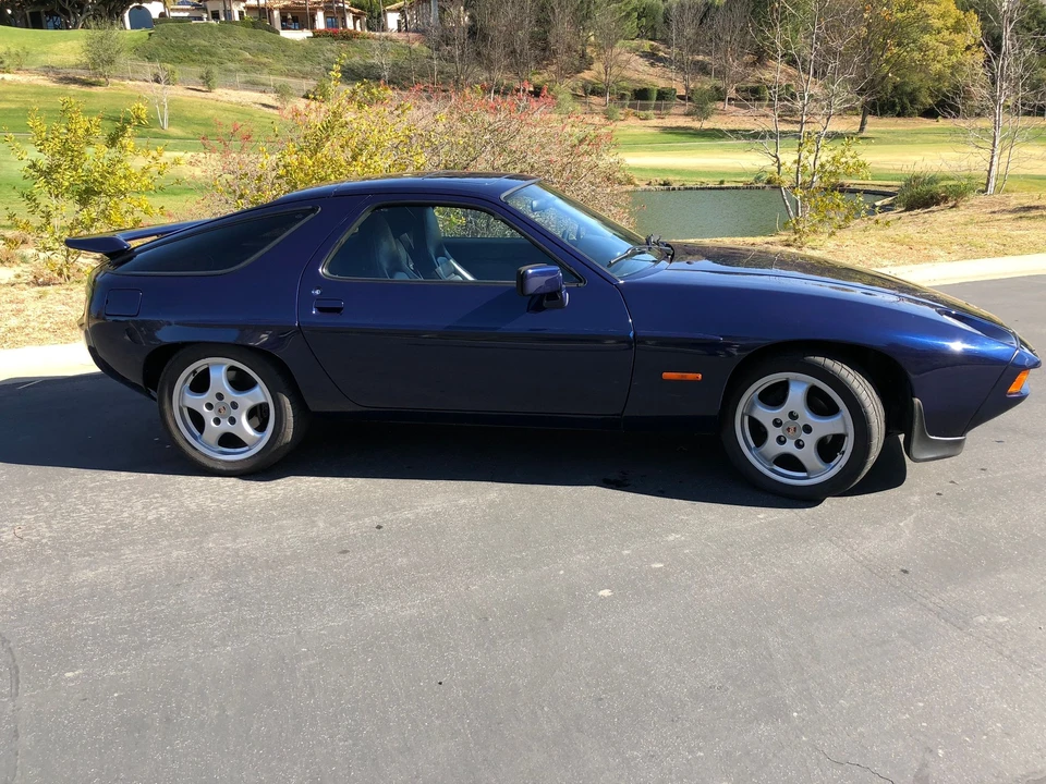 1984 Porsche 928 S - Image 2 of 18