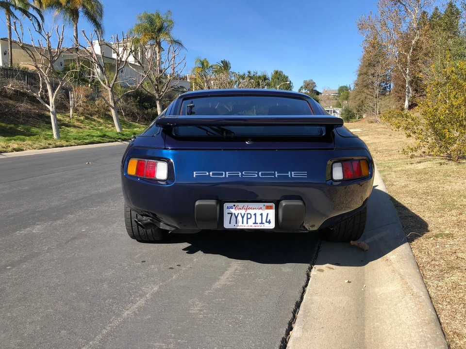 1984 Porsche 928 S - Image 3 of 18