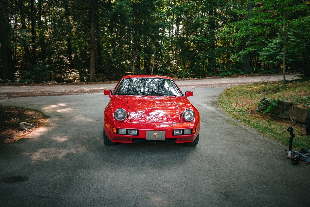 1984 Porsche 928 S - Image 24 of 31