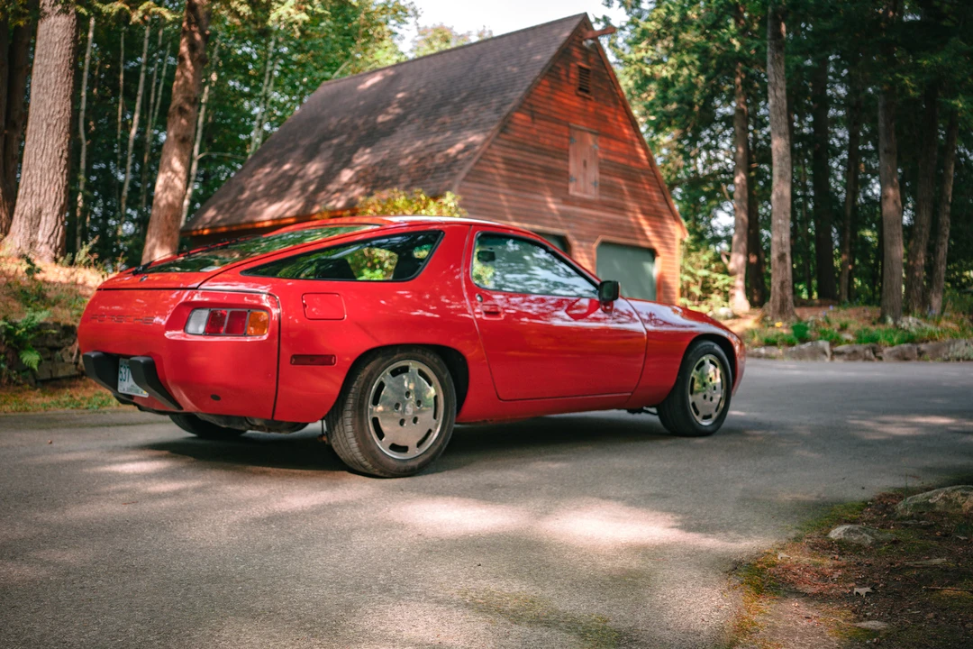 1984 Porsche 928 S - Image 15 of 31