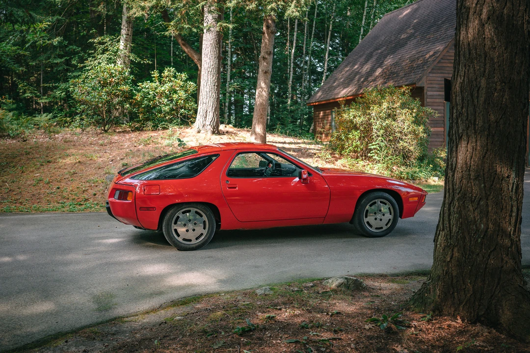 1984 Porsche 928 S - Image 16 of 31