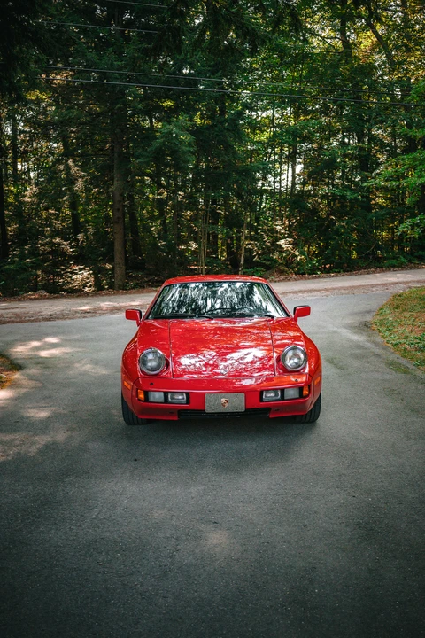 1984 Porsche 928 S - Image 26 of 31