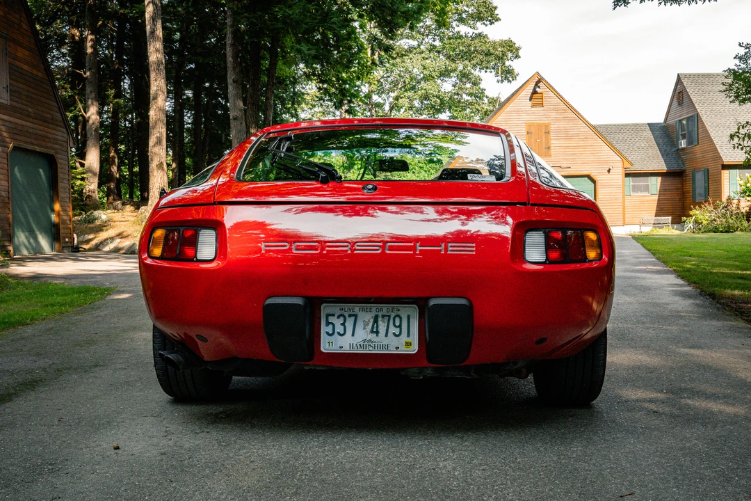 1984 Porsche 928 S - Image 13 of 31