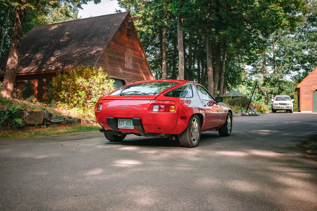 1984 Porsche 928 S - Image 14 of 31