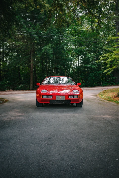 1984 Porsche 928 S - Image 25 of 31