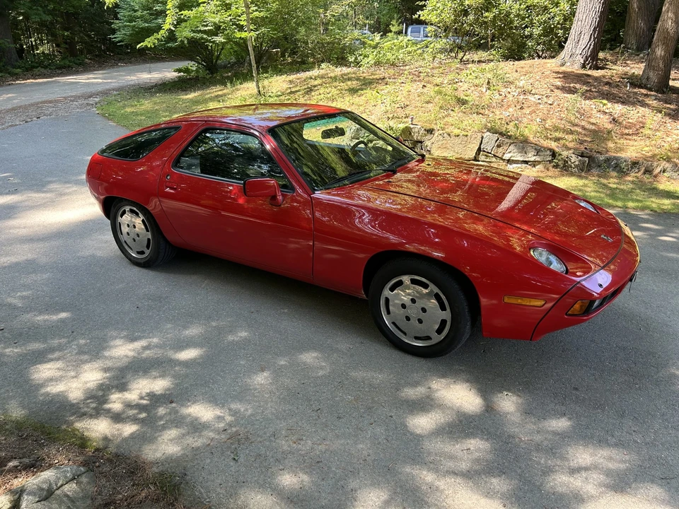 1984 Porsche 928 S - Image 17 of 31