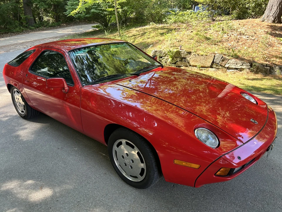 1984 Porsche 928 S - Image 18 of 31