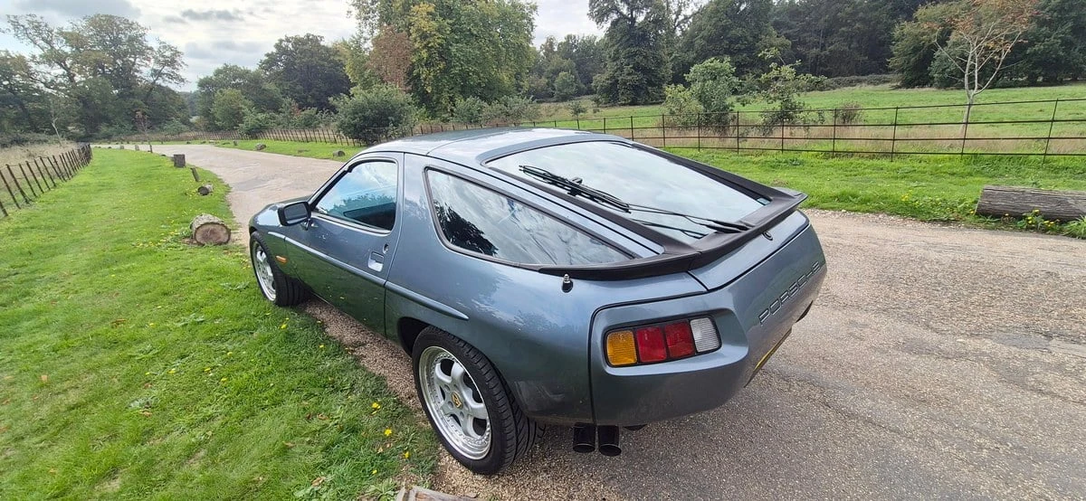 1984 Porsche 928 S - Image 5 of 30