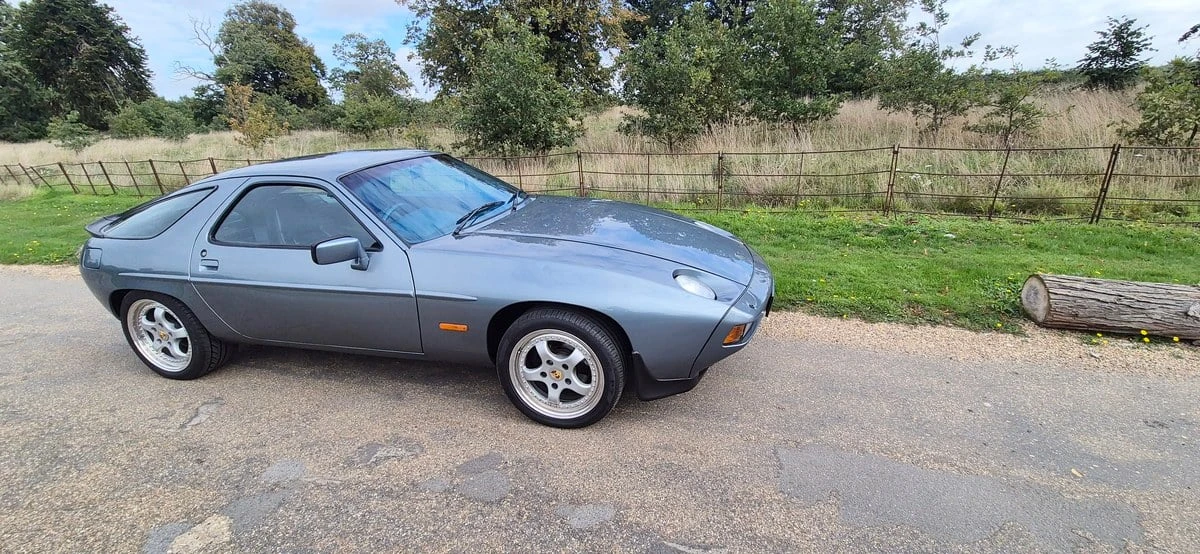 1984 Porsche 928 S - Image 13 of 30