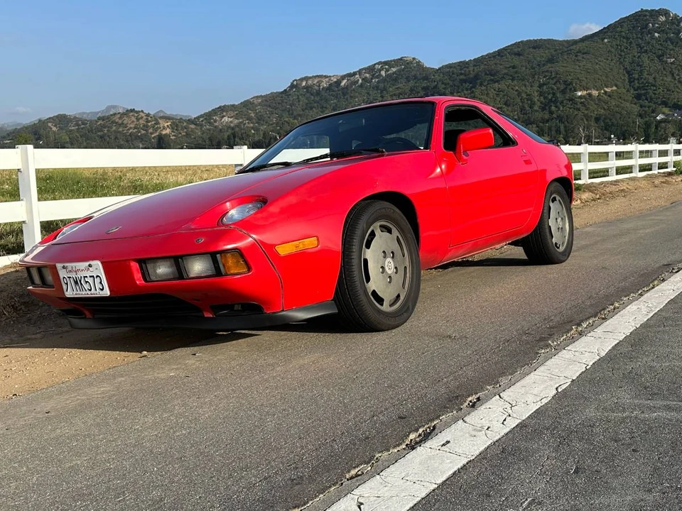 1984 Porsche 928 S - Image 3 of 14