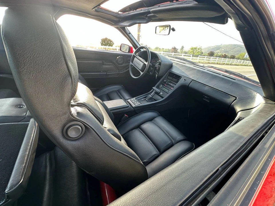 1984 Porsche 928 S - Image 10 of 14