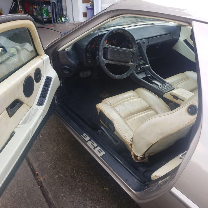 1984 Porsche 928 S - Image 3 of 20