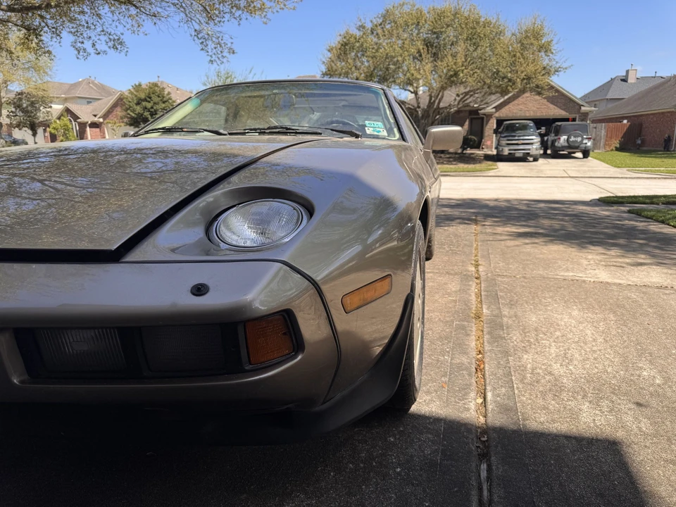 1984 Porsche 928 S - Image 18 of 20
