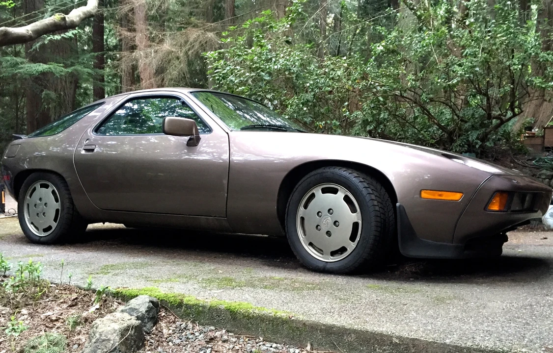 1984 Porsche 928 S - Image 2 of 31