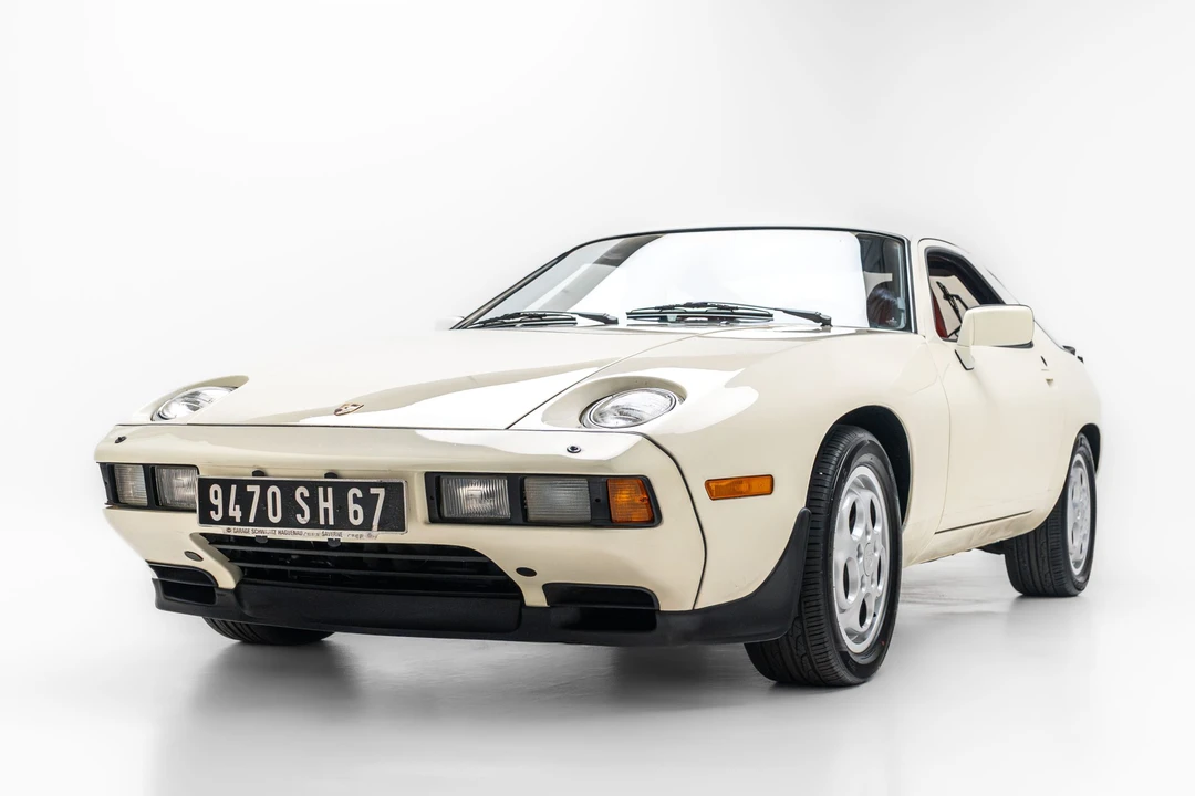 1984 Porsche 928 S - Image 7 of 31