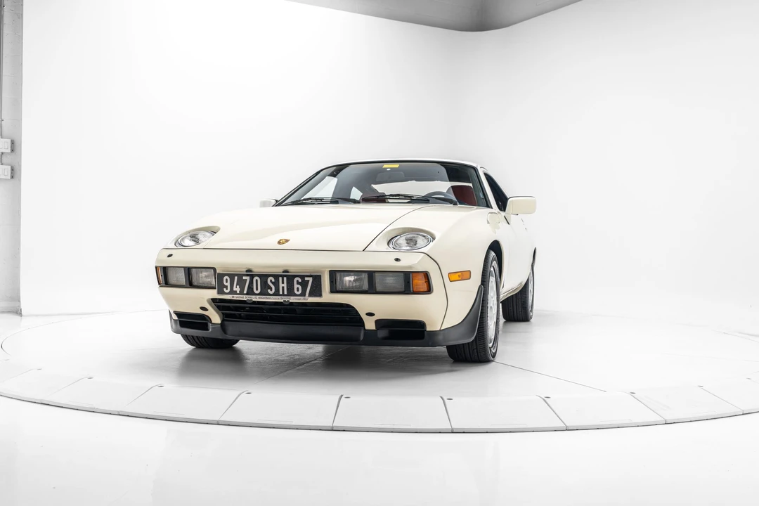 1984 Porsche 928 S - Image 6 of 31