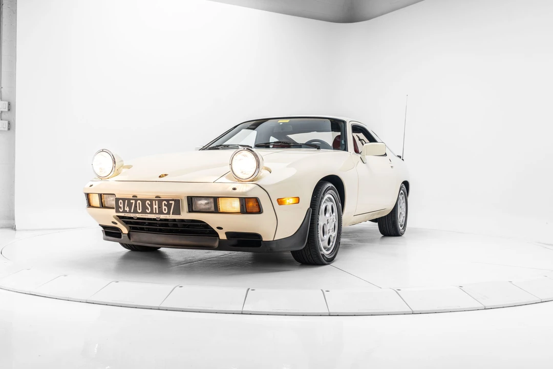 1984 Porsche 928 S - Image 25 of 31
