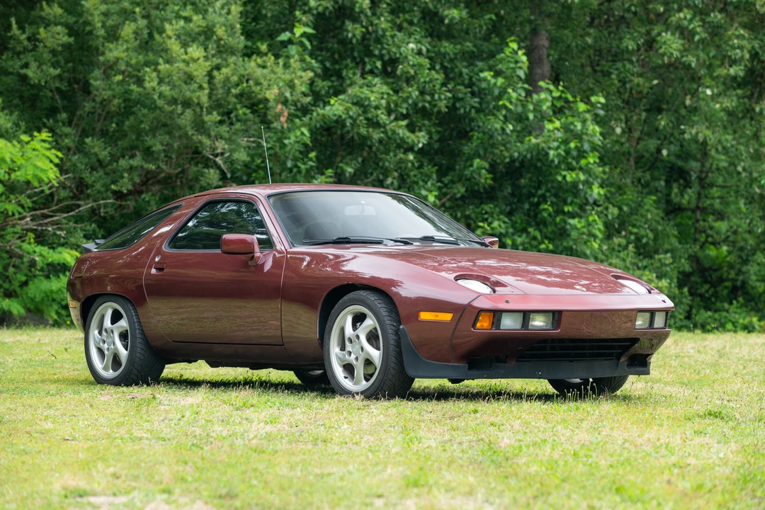 1984 Porsche 928 S - Image 11 of 31